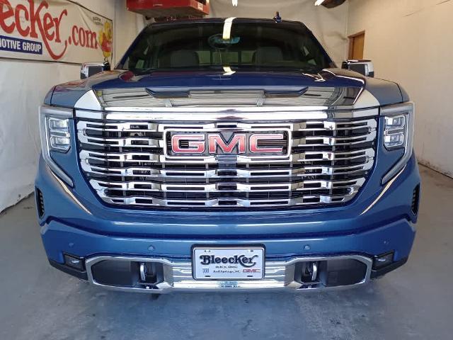 2024 GMC Sierra 1500 Vehicle Photo in RED SPRINGS, NC 28377-1640