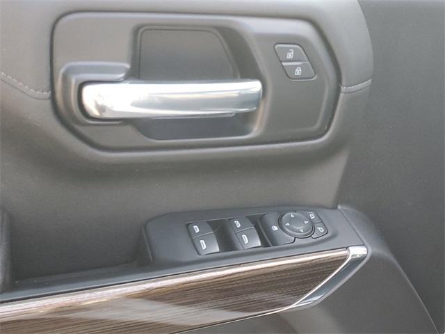 2021 Chevrolet Silverado 1500 Vehicle Photo in GRAND BLANC, MI 48439-8139