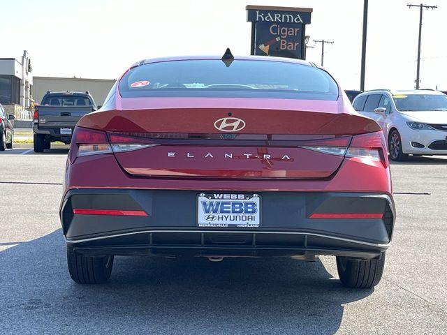 2024 Hyundai ELANTRA Vehicle Photo in Merrillville, IN 46410