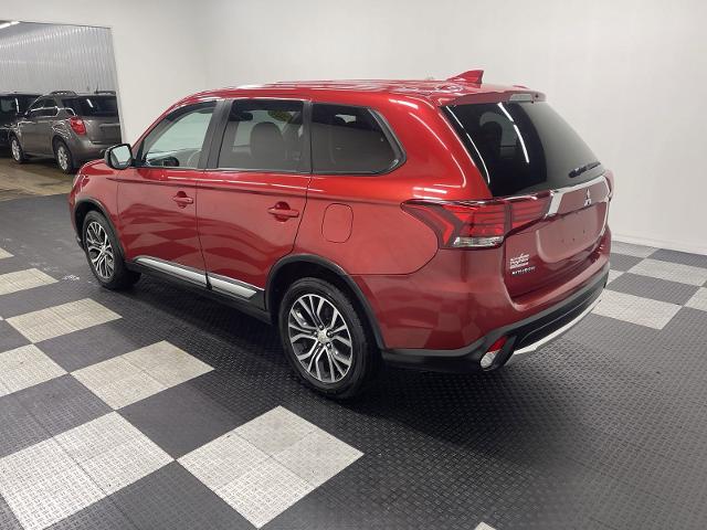 Used 2018 Mitsubishi Outlander SE with VIN JA4AZ3A36JZ056620 for sale in Seymour, IN