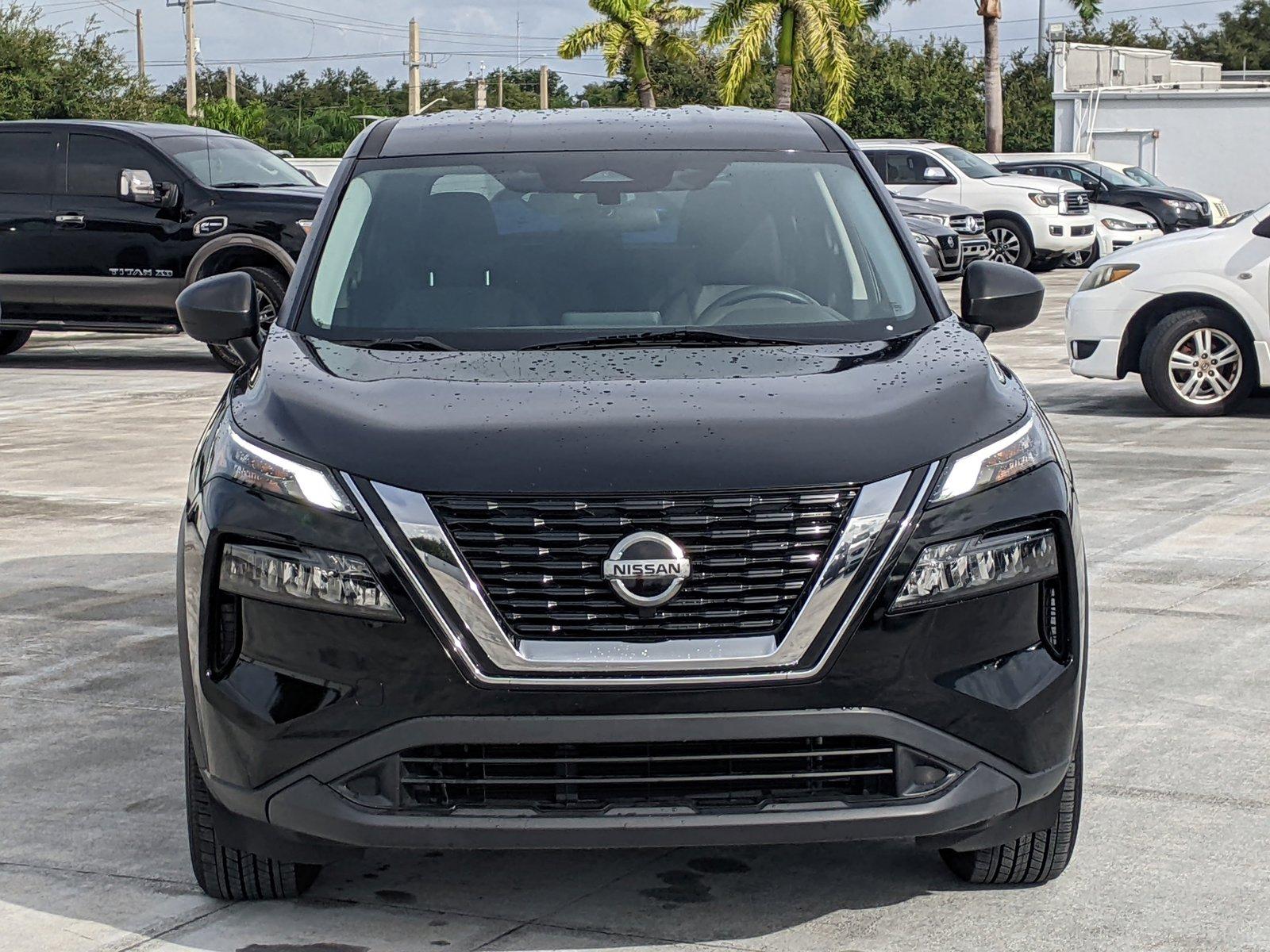 2021 Nissan Rogue Vehicle Photo in Pembroke Pines , FL 33084