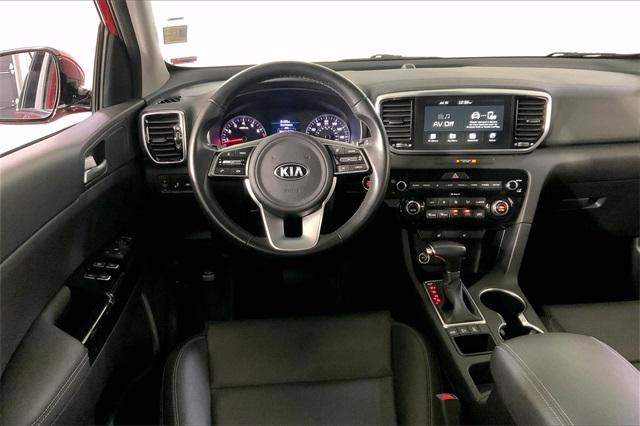 2022 Kia Sportage Vehicle Photo in Lees Summit, MO 64086