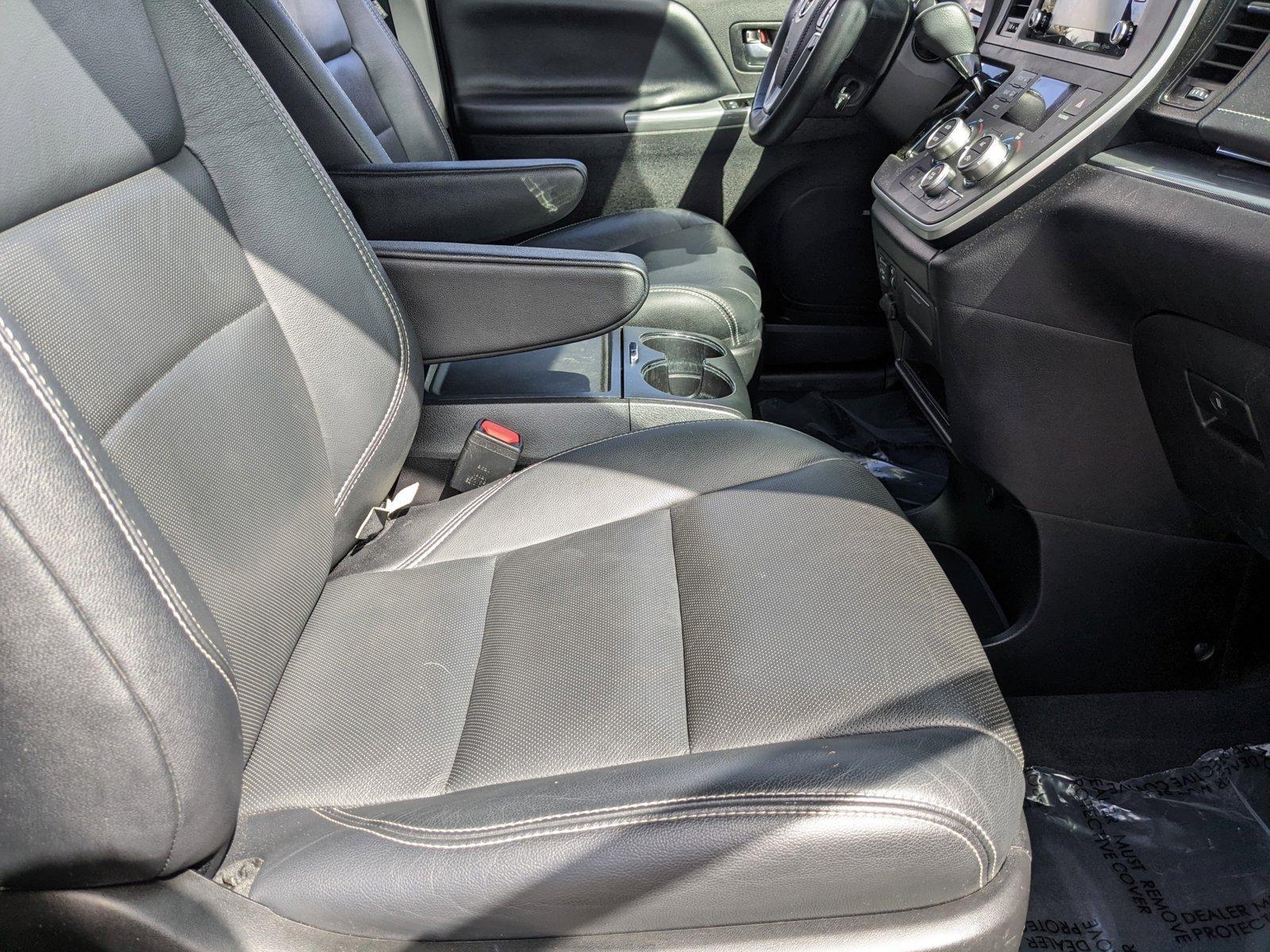 2020 Toyota Sienna Vehicle Photo in ORLANDO, FL 32808-7998