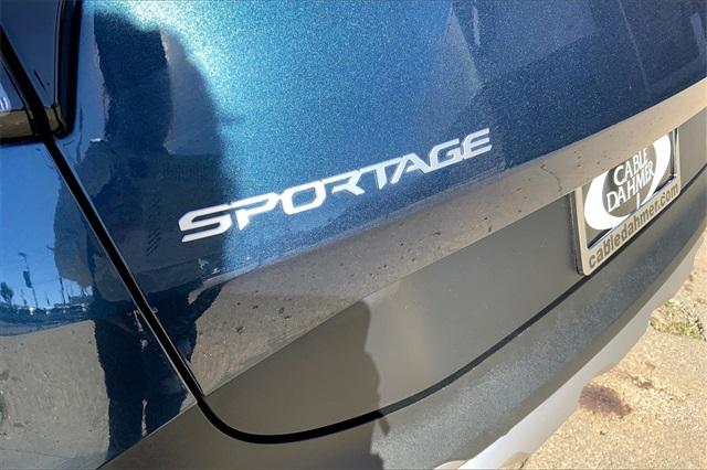 2023 Kia Sportage Hybrid Vehicle Photo in KANSAS CITY, MO 64114-4545