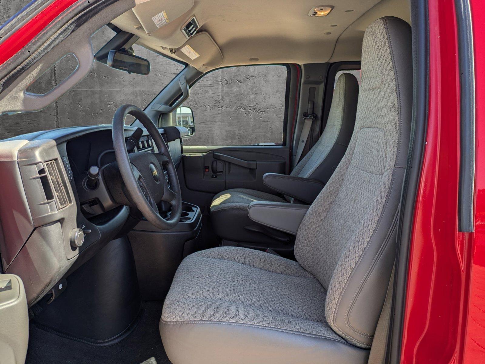 2019 Chevrolet Express Passenger Vehicle Photo in Tustin, CA 92782