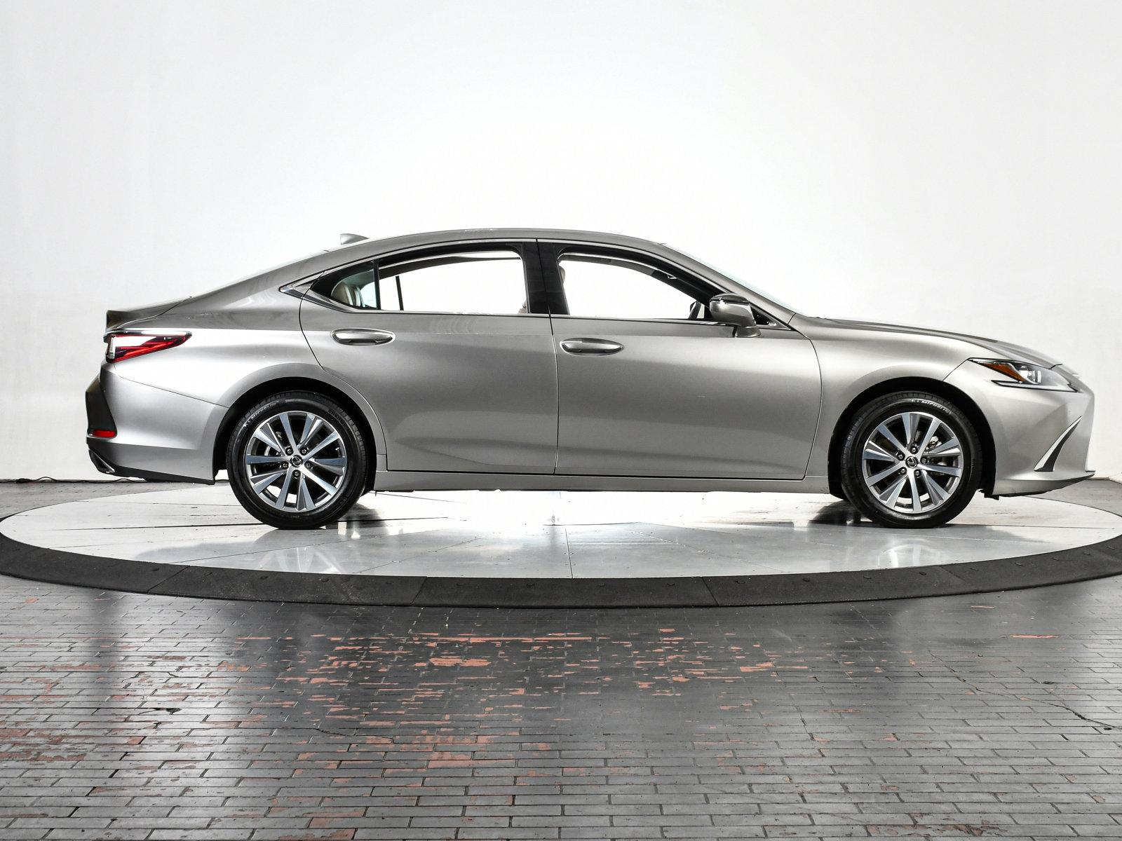 2020 Lexus ES 350 Vehicle Photo in DALLAS, TX 75235