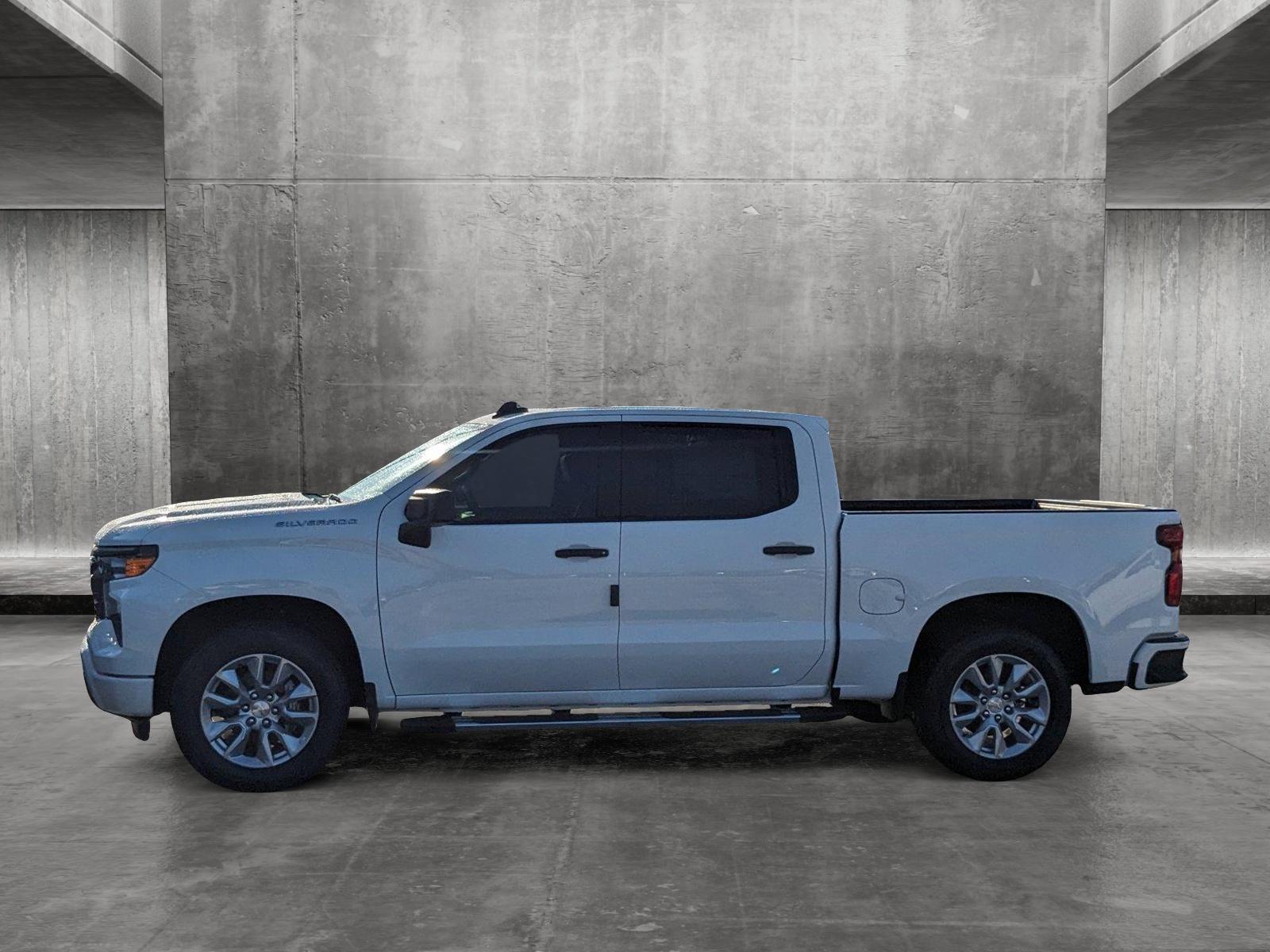 2024 Chevrolet Silverado 1500 Vehicle Photo in MIAMI, FL 33134-2699