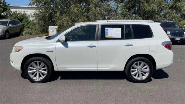 2009 Toyota Highlander Hybrid Vehicle Photo in BEND, OR 97701-5133