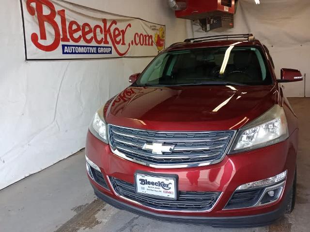 2017 Chevrolet Traverse Vehicle Photo in RED SPRINGS, NC 28377-1640