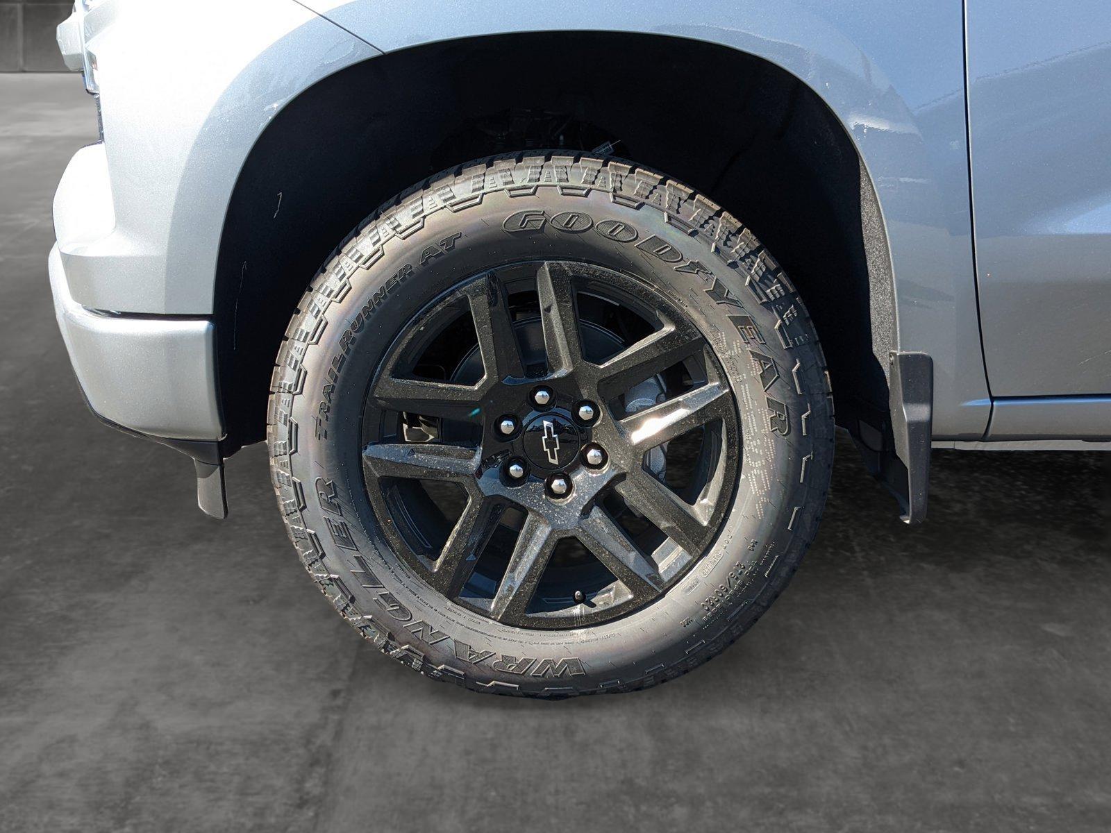 2024 Chevrolet Silverado 1500 Vehicle Photo in VALENCIA, CA 91355-1705