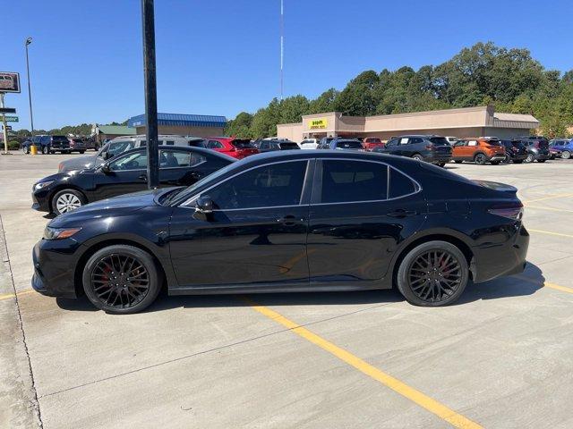 Used 2022 Toyota Camry SE with VIN 4T1G11AK3NU675905 for sale in Malvern, AR