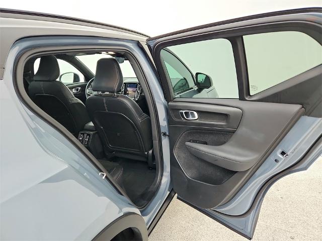 2021 Volvo XC40 Vehicle Photo in Grapevine, TX 76051