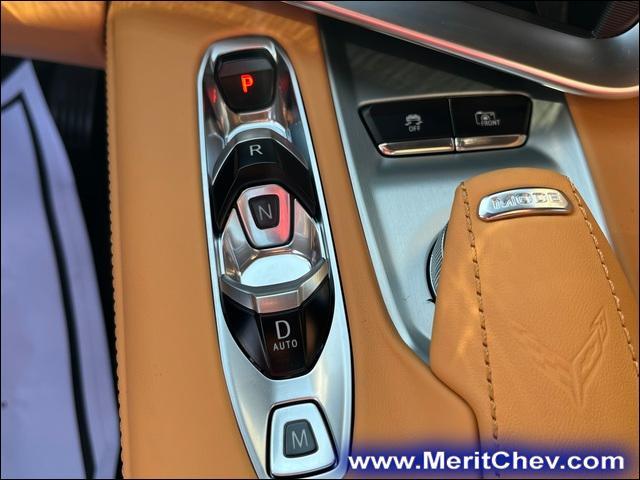 2025 Chevrolet Corvette Stingray Vehicle Photo in MAPLEWOOD, MN 55119-4794