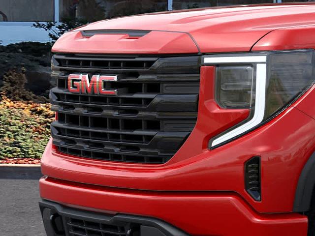 2025 GMC Sierra 1500 Vehicle Photo in ZELIENOPLE, PA 16063-2910