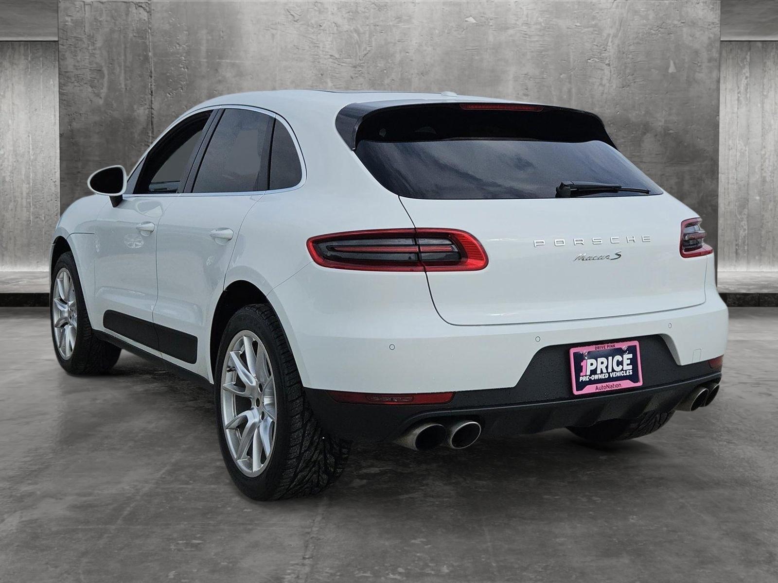 2016 Porsche Macan Vehicle Photo in NORTH RICHLAND HILLS, TX 76180-7199