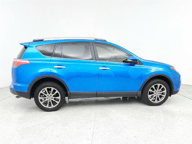 2018 Toyota RAV4 Vehicle Photo in Grapevine, TX 76051