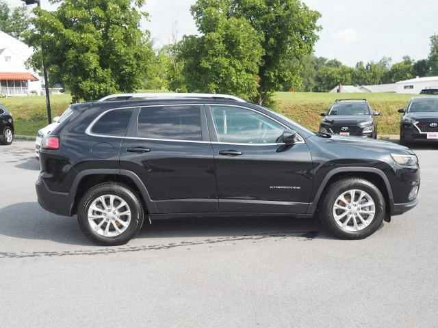 Used 2019 Jeep Cherokee Latitude with VIN 1C4PJMCX0KD311340 for sale in Winchester, VA