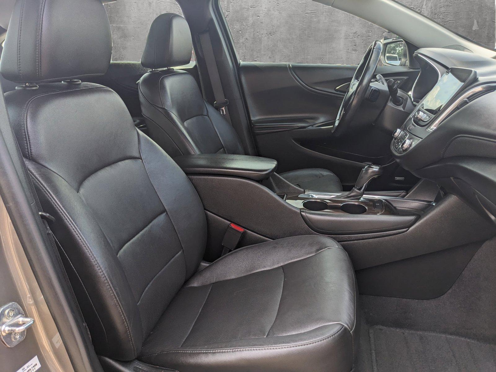 2020 Chevrolet Malibu Vehicle Photo in HOUSTON, TX 77034-5009