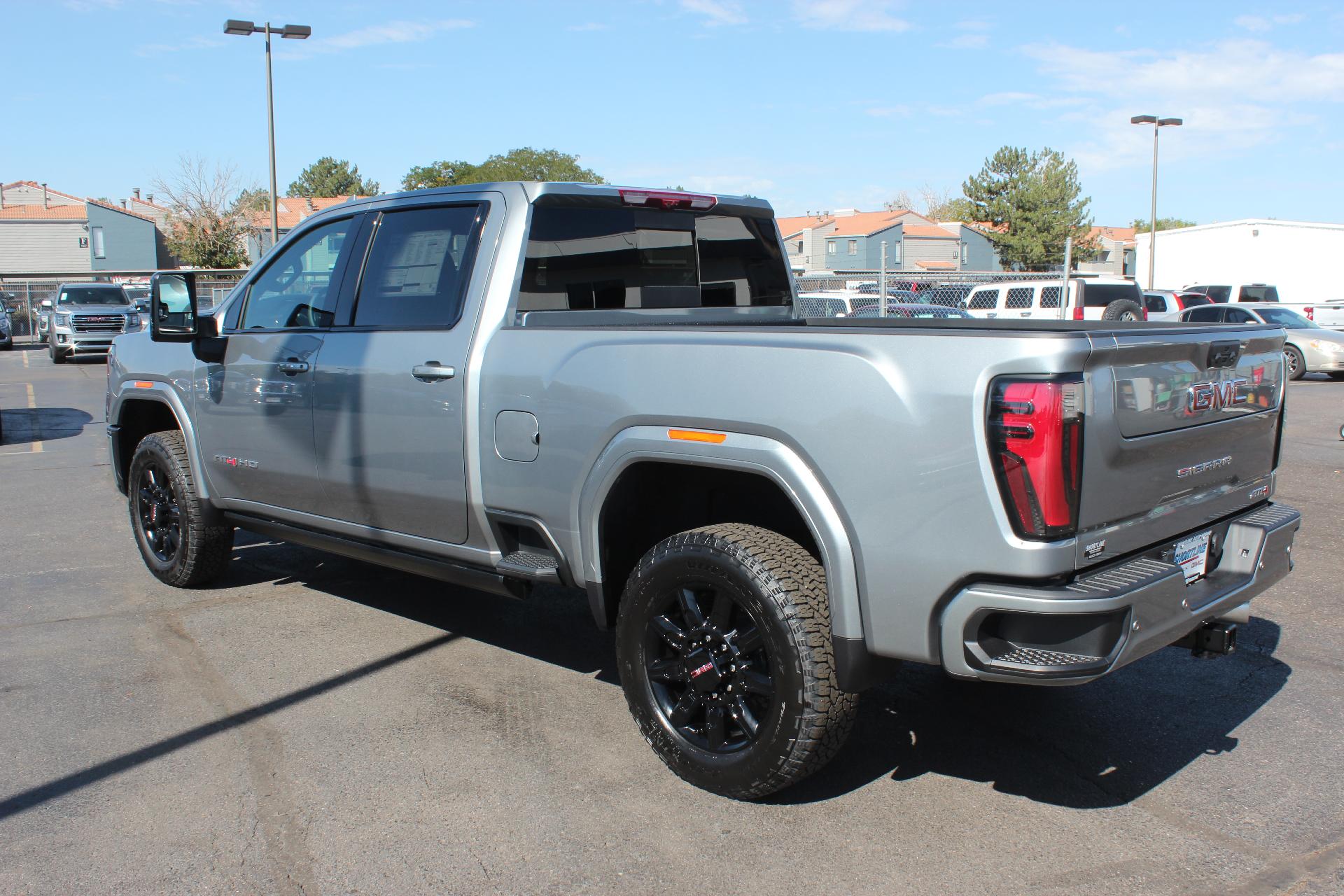 2025 GMC Sierra 2500 HD Vehicle Photo in AURORA, CO 80012-4011