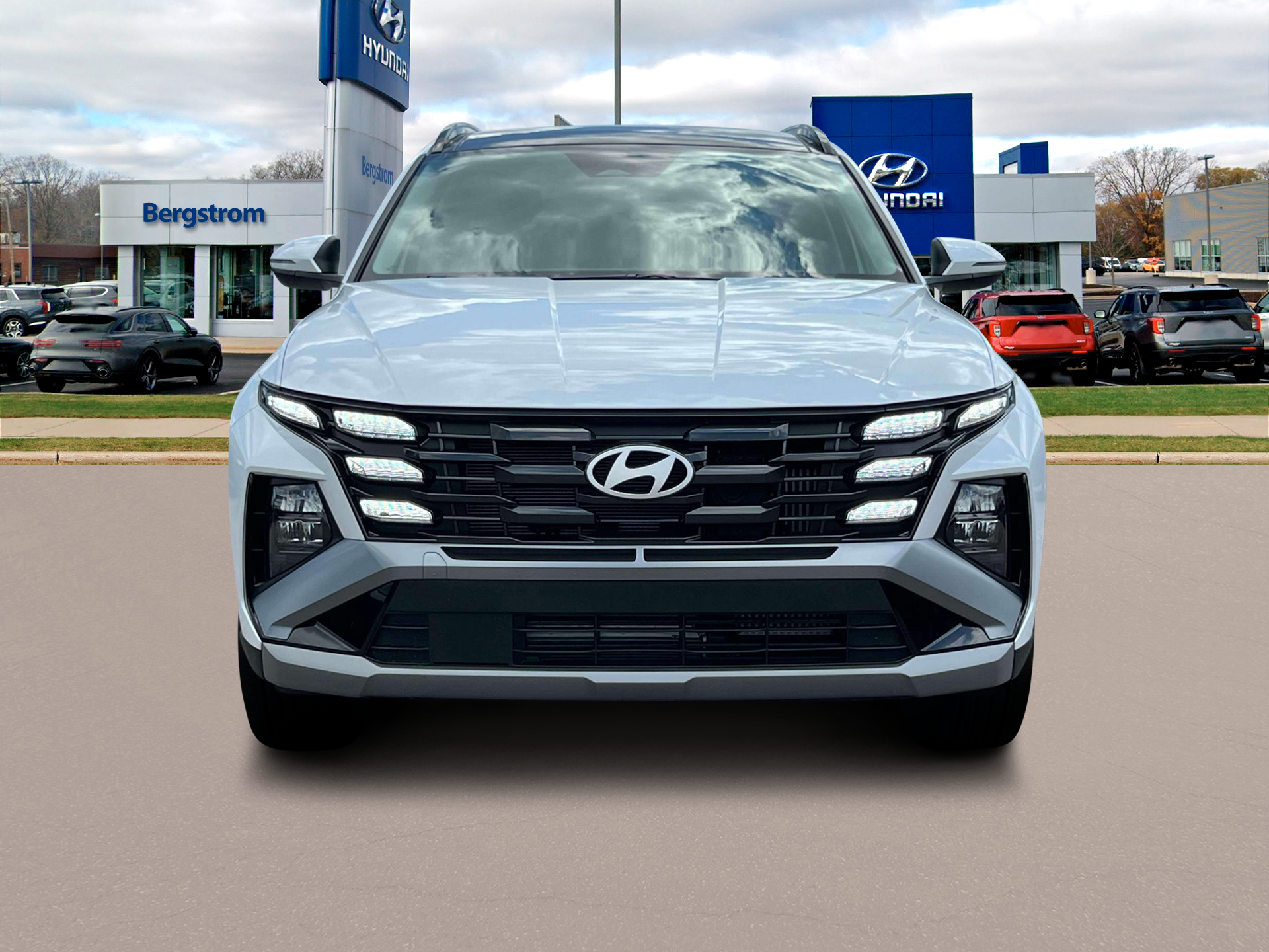 2025 Hyundai TUCSON Hybrid Vehicle Photo in Green Bay, WI 54304