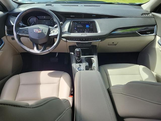 2022 Cadillac XT4 Vehicle Photo in POMPANO BEACH, FL 33064-7091