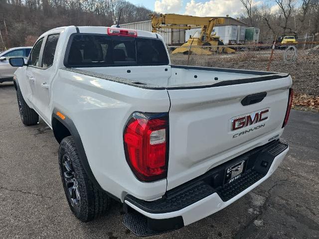 2024 GMC Canyon Vehicle Photo in GLENSHAW, PA 15116-1739