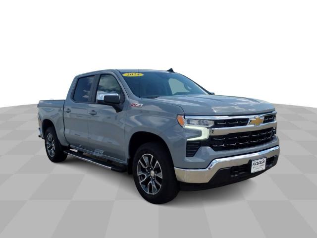 Used 2024 Chevrolet Silverado 1500 LT with VIN 1GCUDDED6RZ206585 for sale in Quincy, IL