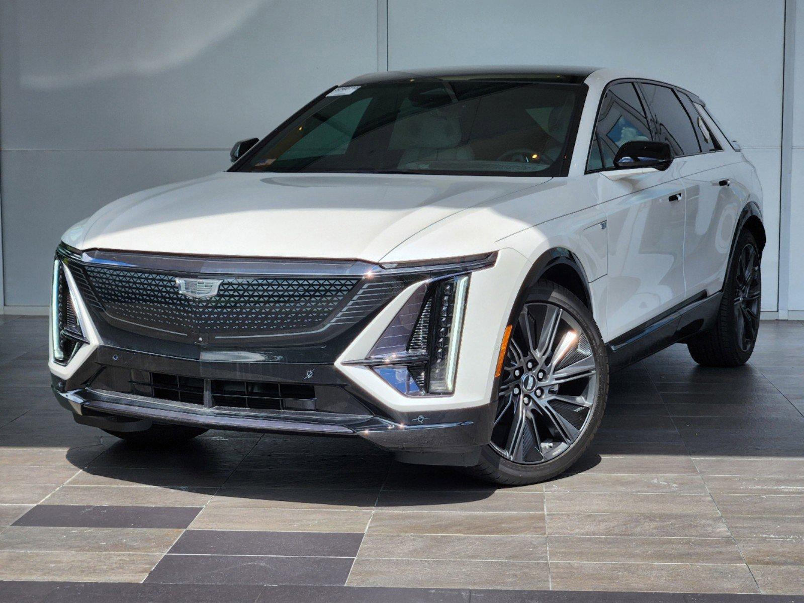 2024 Cadillac LYRIQ Vehicle Photo in HOUSTON, TX 77079-1502