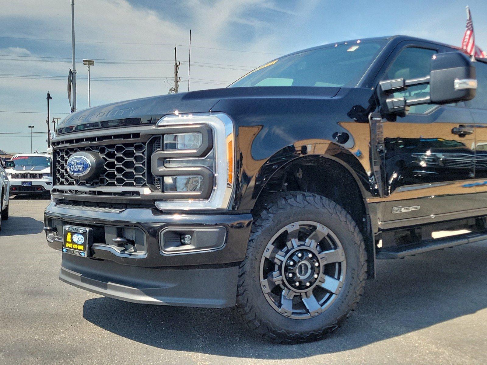 2023 Ford Super Duty F-250 SRW Vehicle Photo in Saint Charles, IL 60174