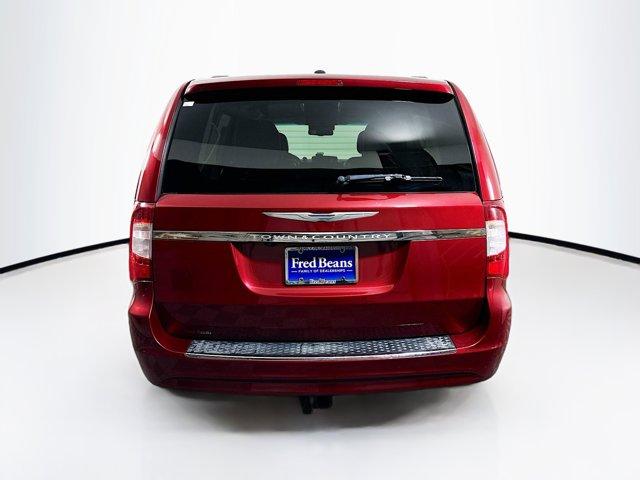 2015 Chrysler Town & Country Vehicle Photo in Doylsetown, PA 18901