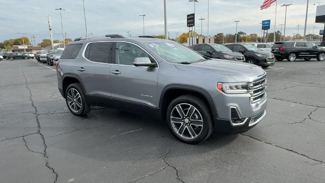 Used 2022 GMC Acadia SLT with VIN 1GKKNML40NZ138502 for sale in Center Line, MI