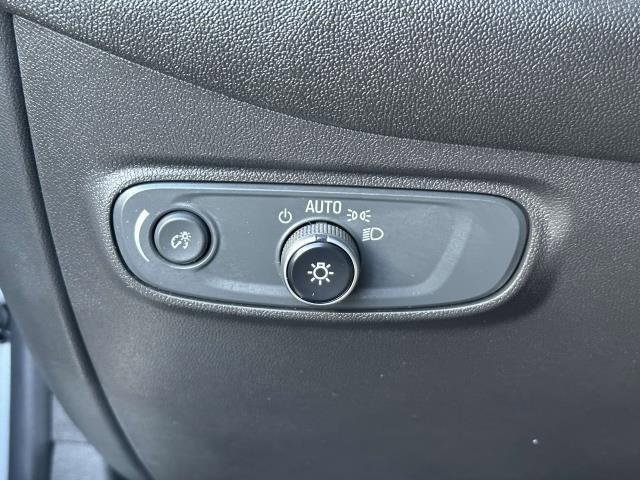 2022 Chevrolet Equinox Vehicle Photo in SAINT JAMES, NY 11780-3219