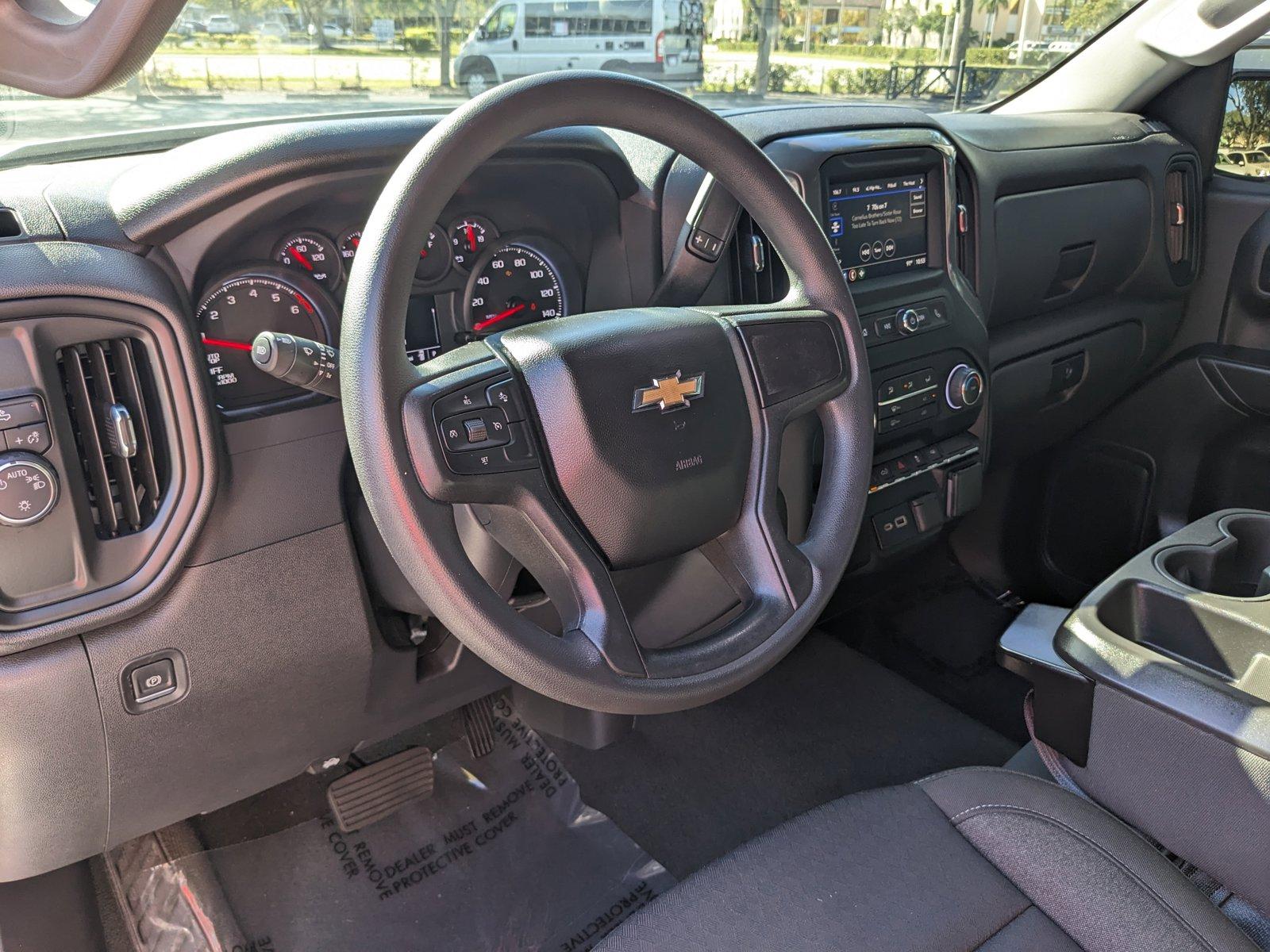 2022 Chevrolet Silverado 1500 Vehicle Photo in GREENACRES, FL 33463-3207