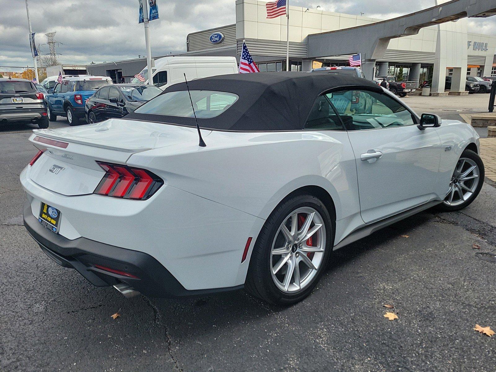 2024 Ford Mustang Vehicle Photo in Saint Charles, IL 60174