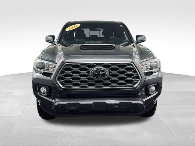 2022 Toyota Tacoma 4WD Vehicle Photo in MEDINA, OH 44256-9631