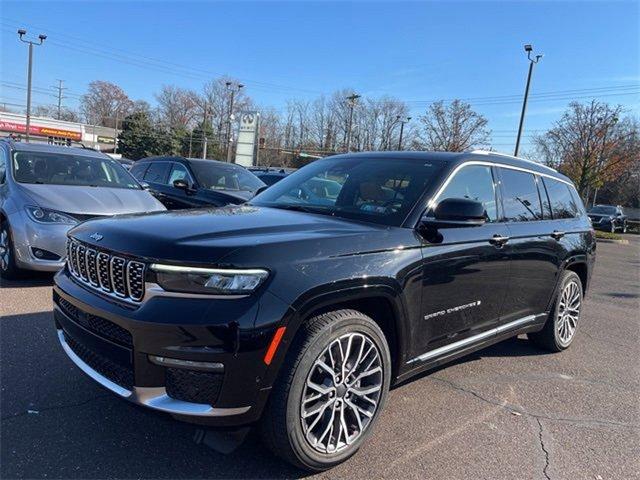 2021 Jeep Grand Cherokee L Vehicle Photo in Willow Grove, PA 19090