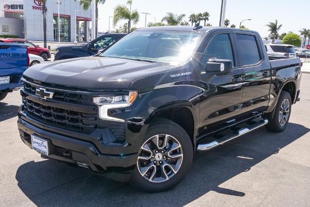 2024 Chevrolet Silverado 1500 Vehicle Photo in VENTURA, CA 93003-8585