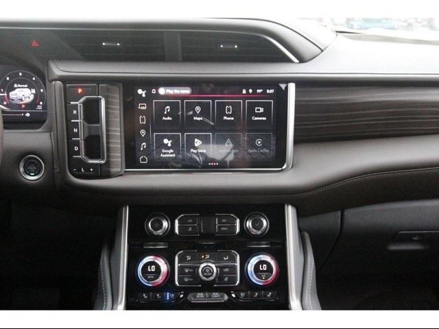 2024 GMC Yukon XL Vehicle Photo in ROSENBERG, TX 77471-5675