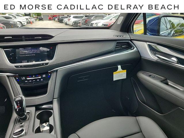 2024 Cadillac XT5 Vehicle Photo in DELRAY BEACH, FL 33483-3294