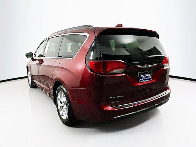 2018 Chrysler Pacifica Vehicle Photo in Doylsetown, PA 18901