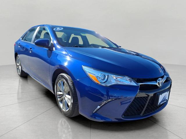 2015 Toyota Camry Vehicle Photo in Green Bay, WI 54304