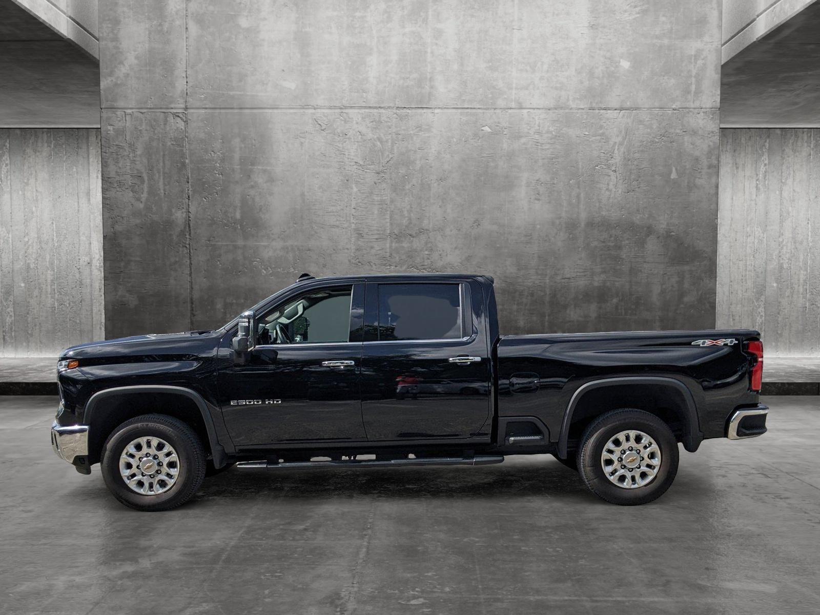 2024 Chevrolet Silverado 2500 HD Vehicle Photo in PEMBROKE PINES, FL 33024-6534