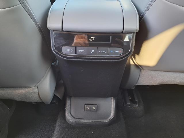 2020 Toyota Highlander Vehicle Photo in Oshkosh, WI 54904