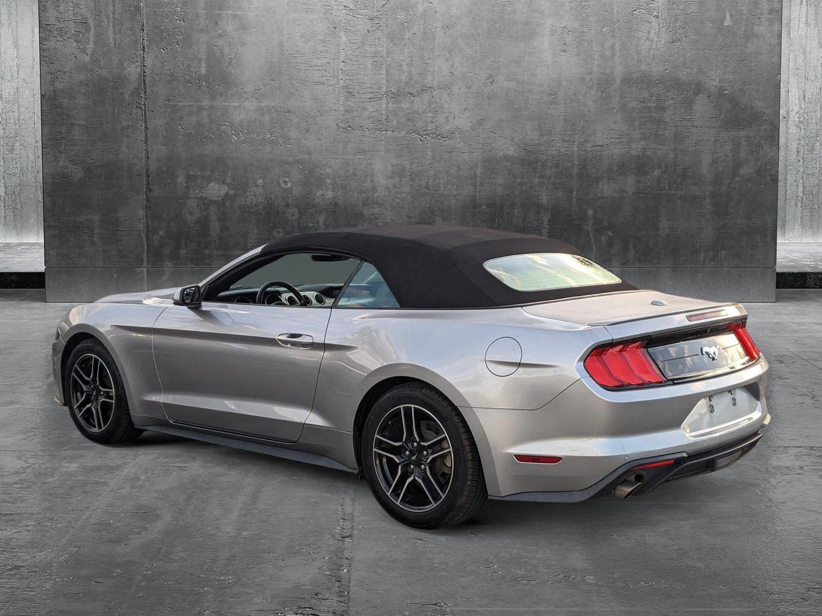 2020 Ford Mustang Vehicle Photo in PEMBROKE PINES, FL 33024-6534