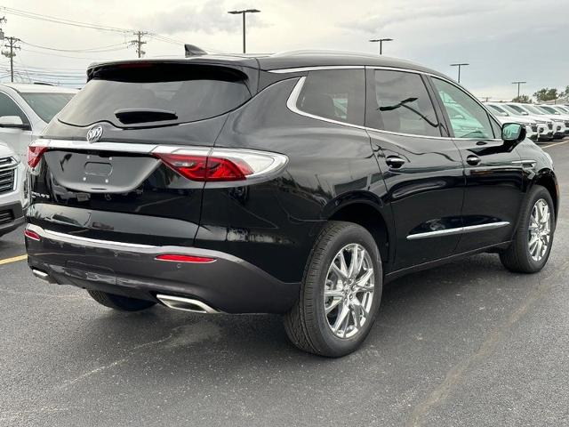 2024 Buick Enclave Vehicle Photo in COLUMBIA, MO 65203-3903