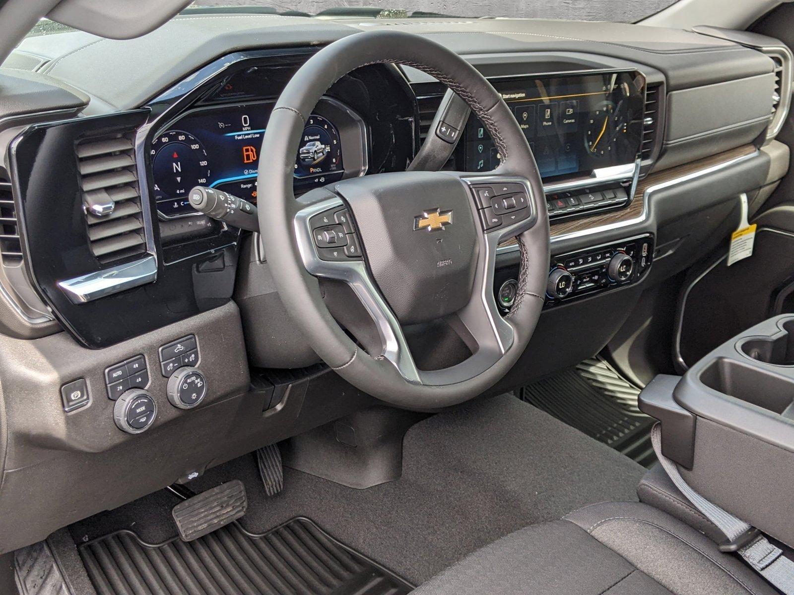 2024 Chevrolet Silverado 1500 Vehicle Photo in TIMONIUM, MD 21093-2300