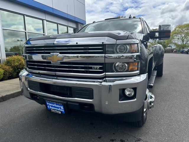2015 Chevrolet Silverado 3500HD Built After Aug 14 Vehicle Photo in NEWBERG, OR 97132-1927