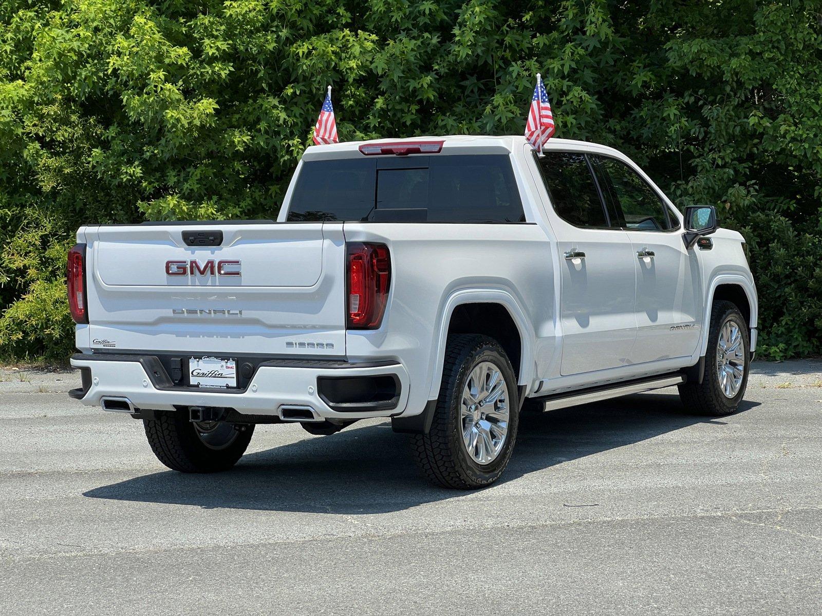 2024 GMC Sierra 1500 Vehicle Photo in MONROE, NC 28110-8431