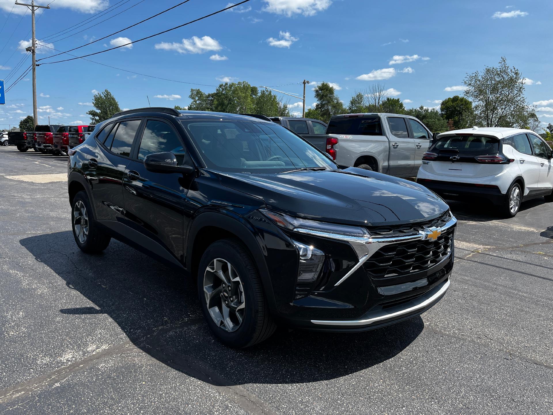 2024 Chevrolet Trax Vehicle Photo in CLARE, MI 48617-9414