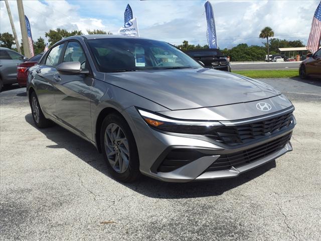 Certified 2024 Hyundai Elantra SEL with VIN KMHLM4DG2RU757841 for sale in Cocoa, FL